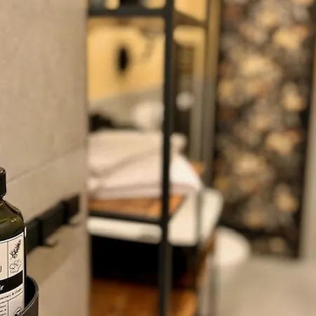 Boutique By K A M E L U 3* 哥根巴赫