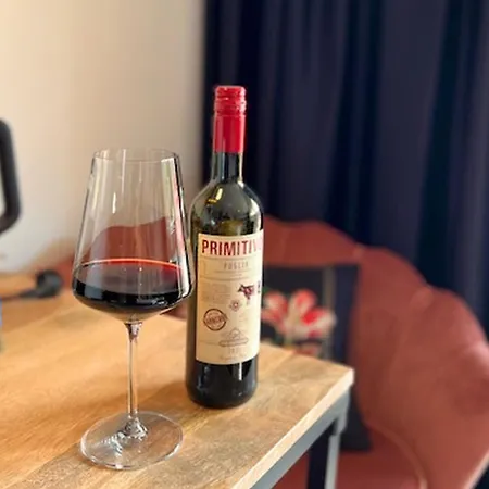 Boutique By K A M E L U 3*