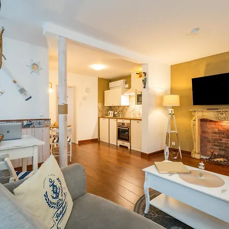 Boutique Suites by K A M E L U 3*