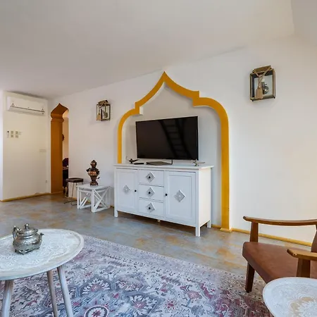 Boutique Suites by K A M E L U Maison d'hôtes