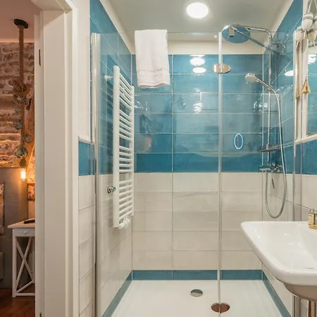 Boutique Suites by K A M E L U Maison d'hôtes 3*