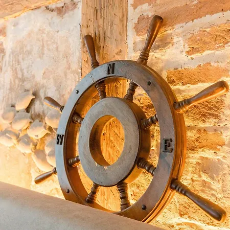 Boutique By K A M E L U 招待所 哥根巴赫