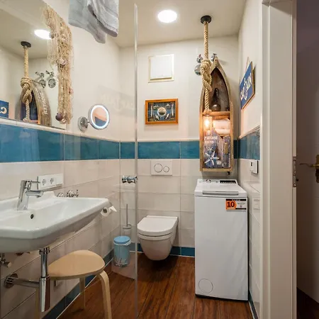 Boutique By K A M E L U 3*