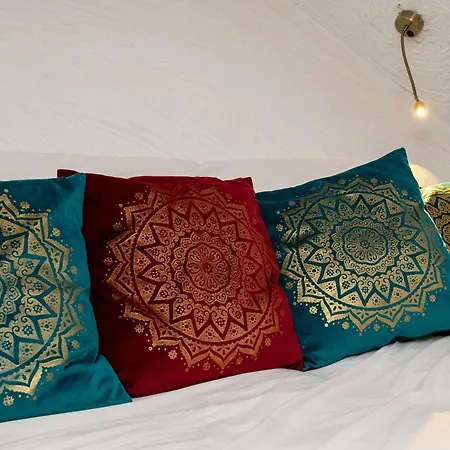 Boutique By K A M E L U 招待所 哥根巴赫