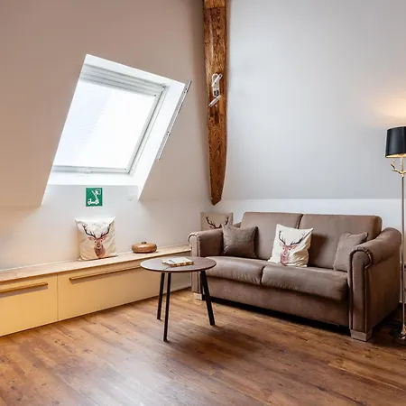 Boutique By K A M E L U