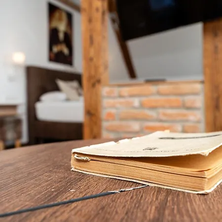 Boutique Suites by K A M E L U Maison d'hôtes 3*