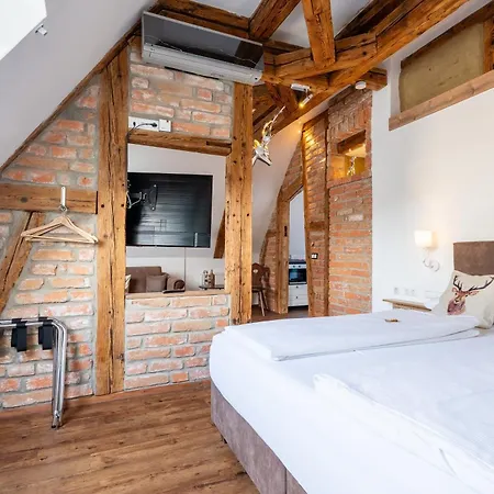 Boutique Suites by K A M E L U Maison d'hôtes 3*