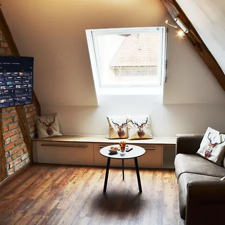 Roser Apartment *