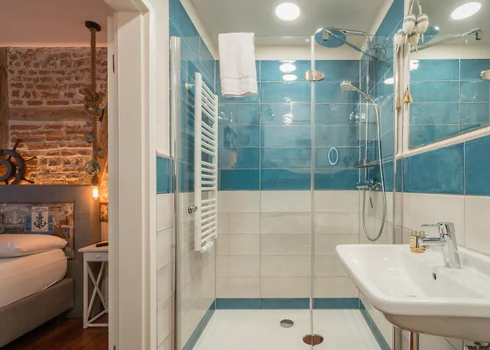 Boutique Suites By Kamelu Vendégház 3*