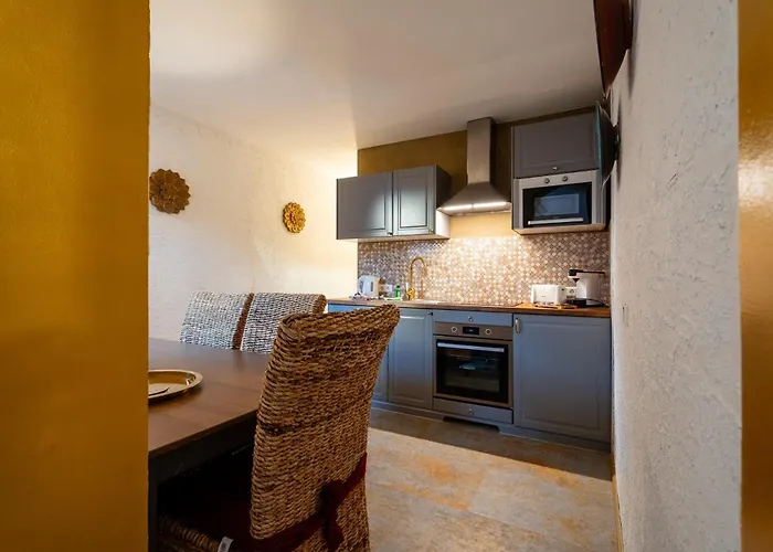 Boutique Suites By Kamelu Vendégház 3*